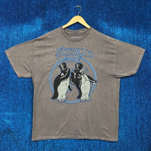Fleetwood Mac Rumours Album Fancy Penguins Rock Band Tee XL - Picture 1 of 4